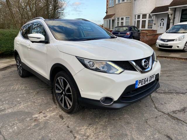 Nissan Qashqai 1.2 DiG-T Tekna 5dr Hatchback Petrol White