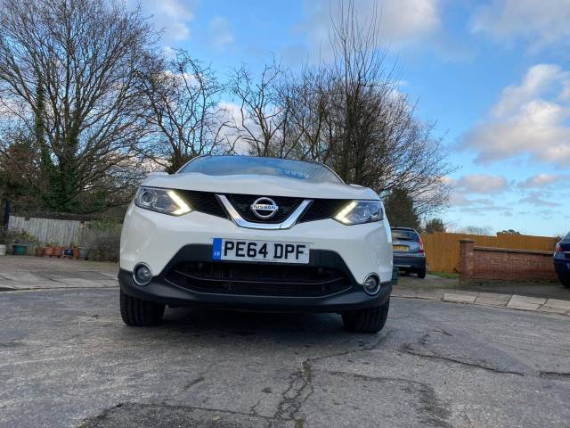 2014 Nissan Qashqai 1.2 DiG-T Tekna 5dr