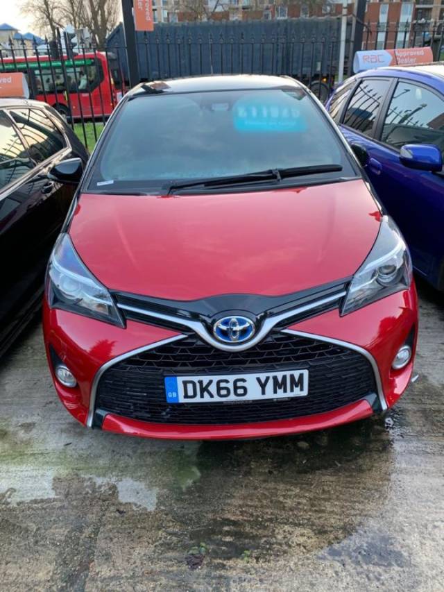 2016 Toyota Yaris 1.5 Hybrid Design TSS 5dr CVT